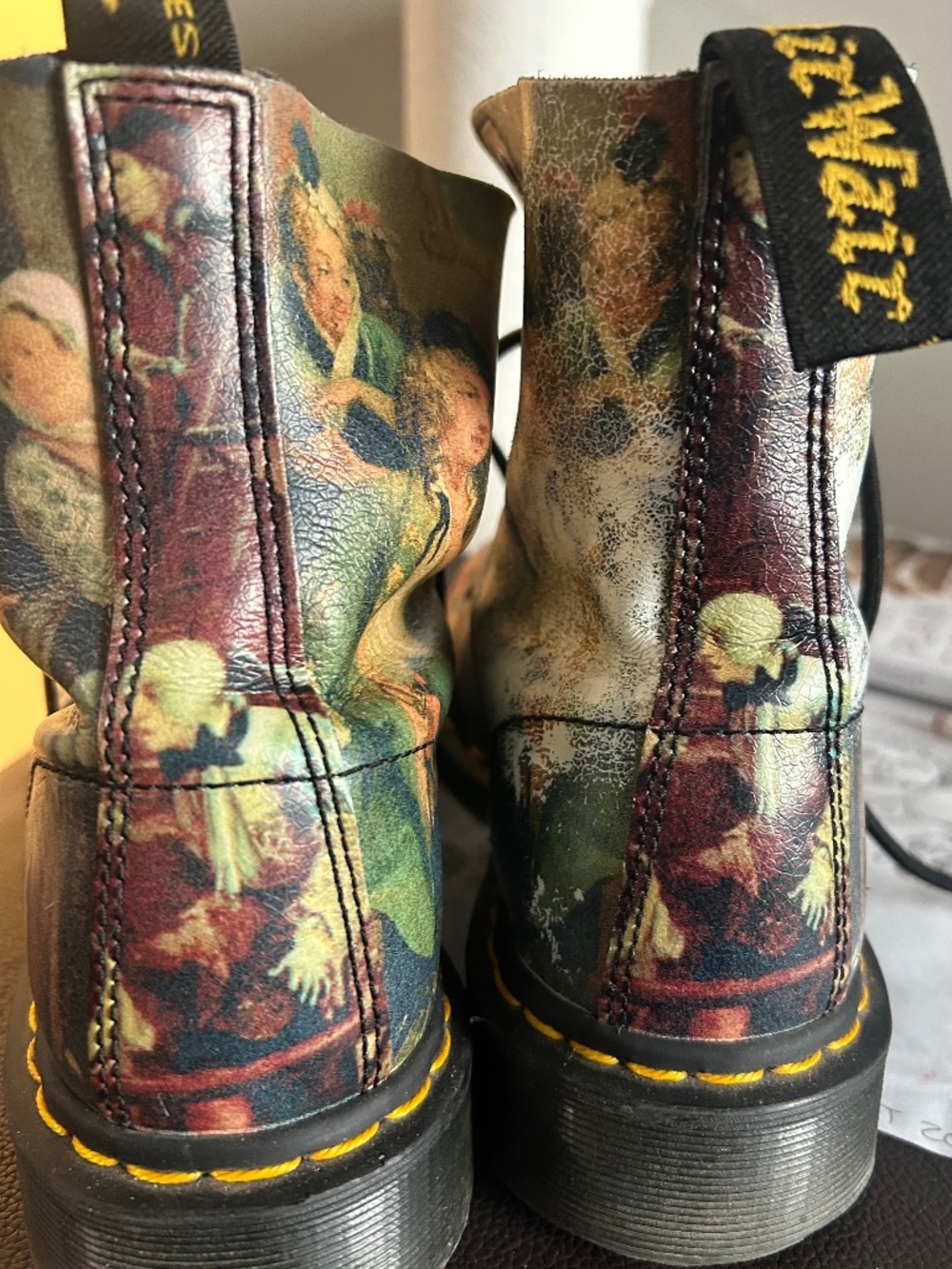 Hogarth Doc Martens (41) Ladies 9. Imperfection. Look at all pictures!